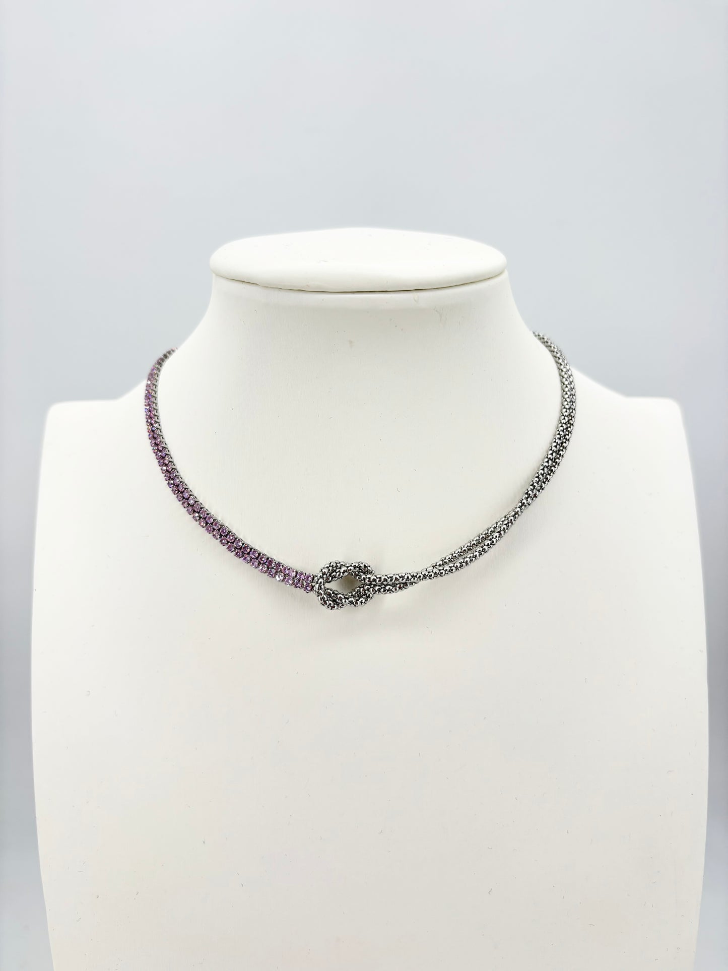 Collana La Luce nel Nodo d’Incanto