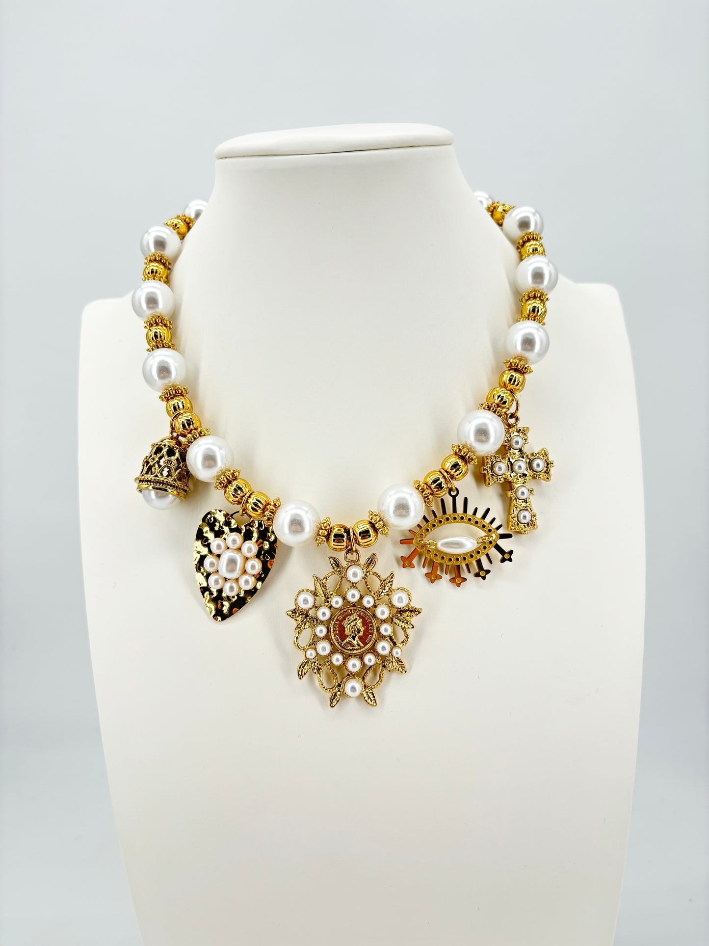 Collana a Ciondoli di Perle Incanto