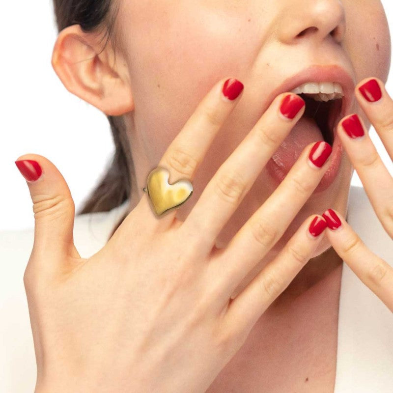 Anello Marlù doppia fascia con cuore irregolare martellato