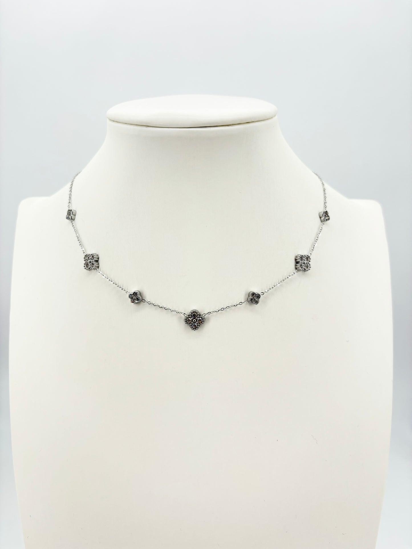 Collana a Fiori di Incanto semplice