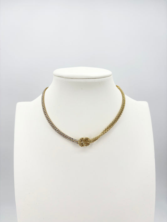 Collana La Luce nel Nodo d’Incanto